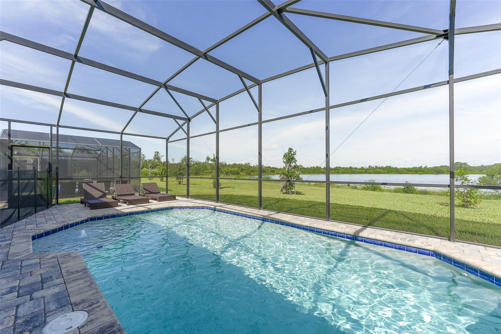 Image 29 of 43 For 207 Macaulays Cove