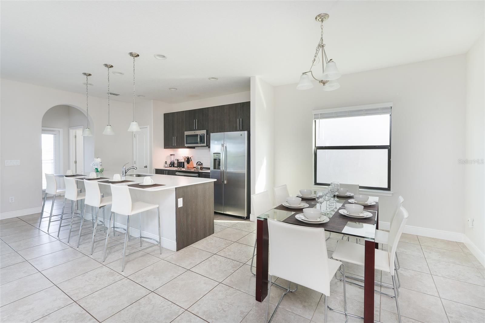 Image 3 of 43 For 207 Macaulays Cove