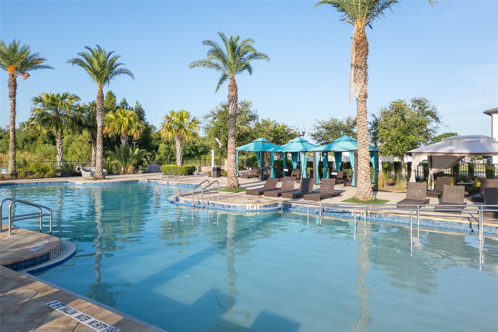 Image 36 of 43 For 207 Macaulays Cove