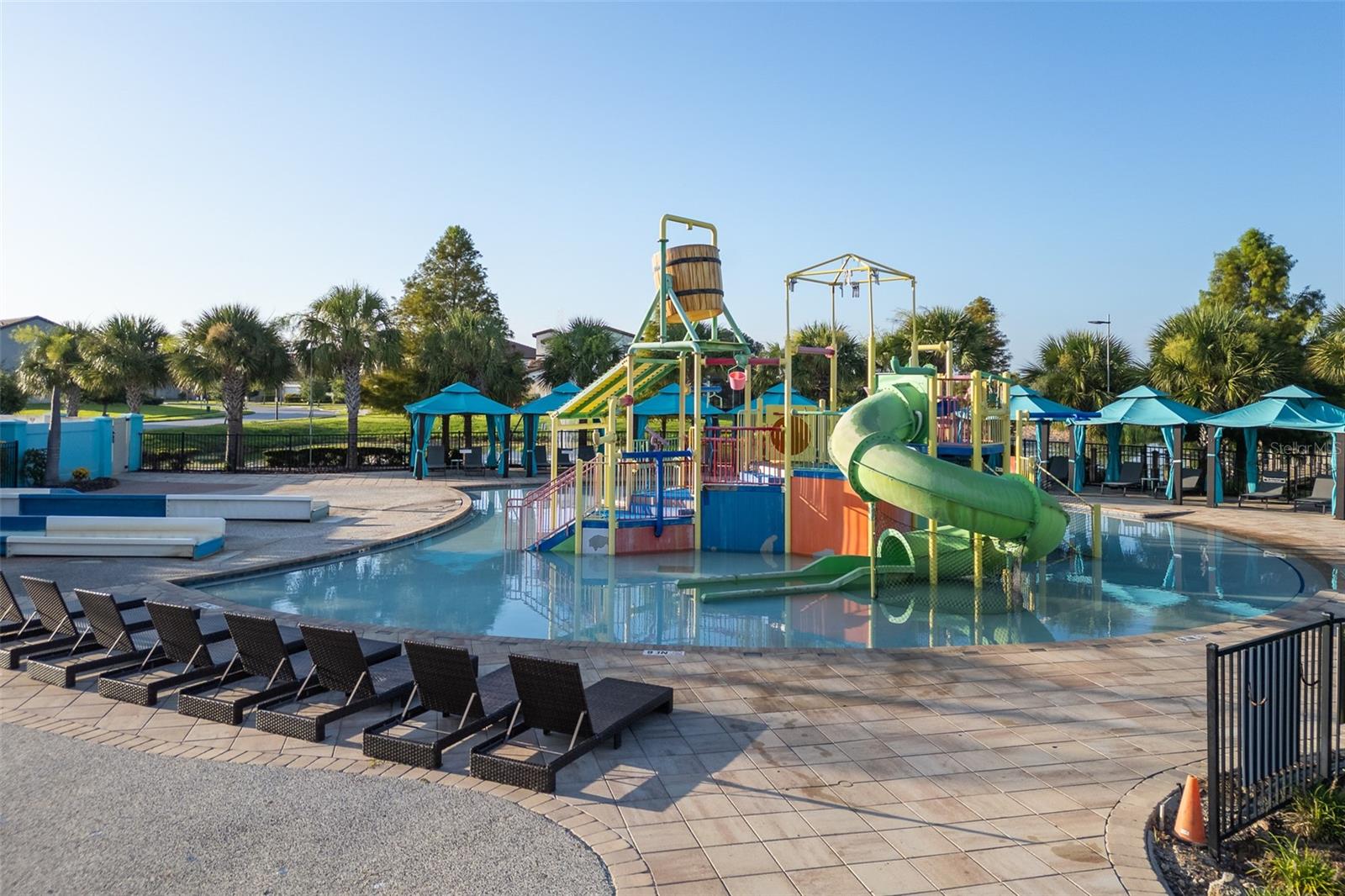 Image 37 of 43 For 207 Macaulays Cove