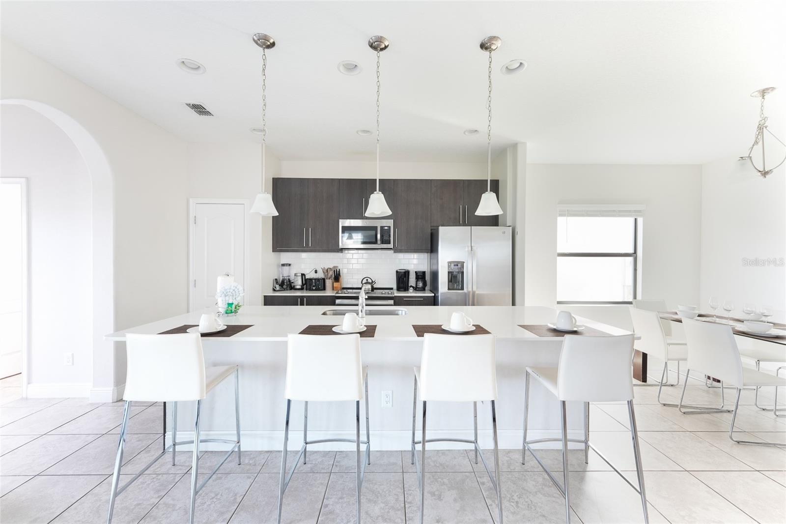 Image 5 of 43 For 207 Macaulays Cove