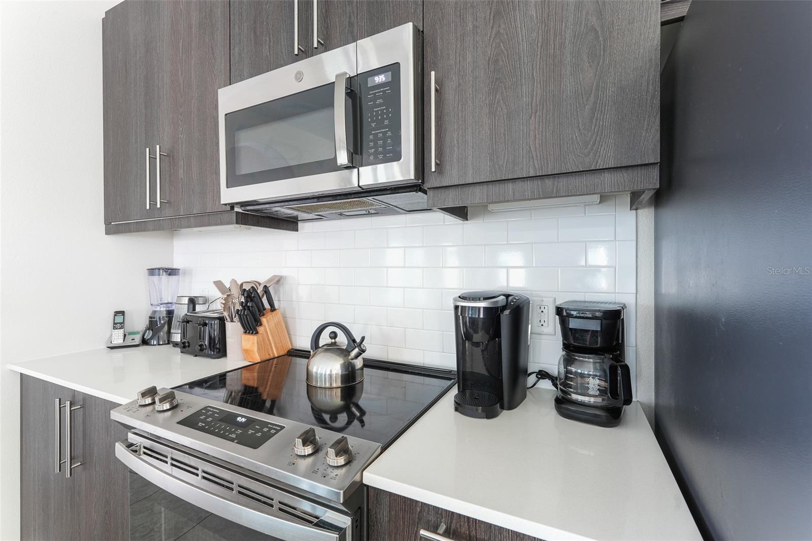 Image 6 of 43 For 207 Macaulays Cove