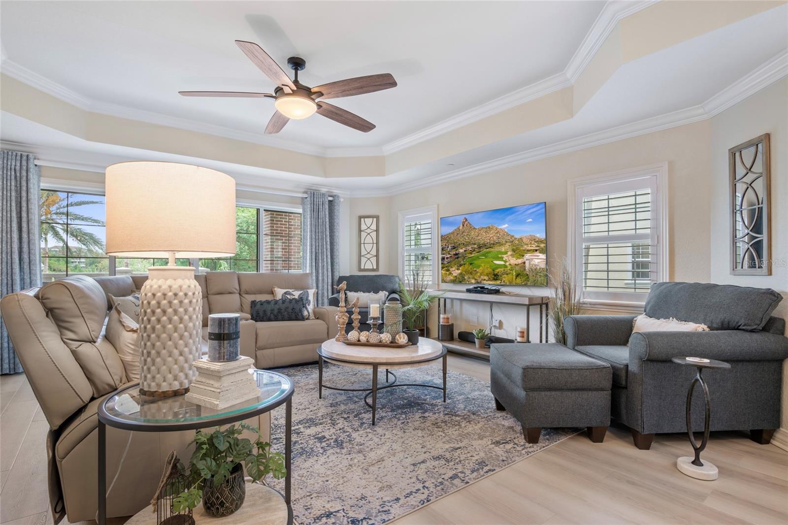 Image 7 of 39 For 7600 Sandy Ridge Drive 204