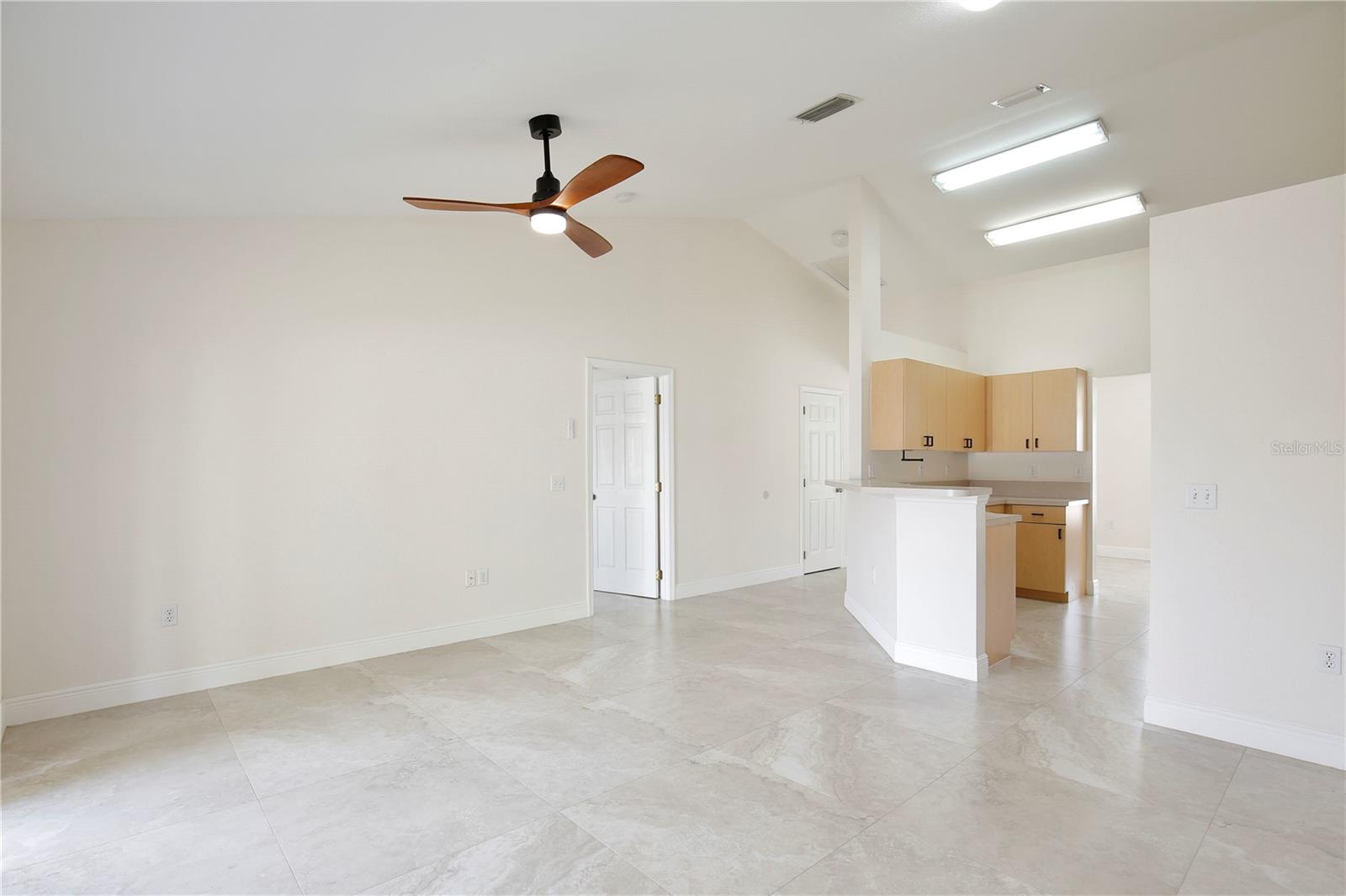 Image 10 of 25 For 1907 Barco Court