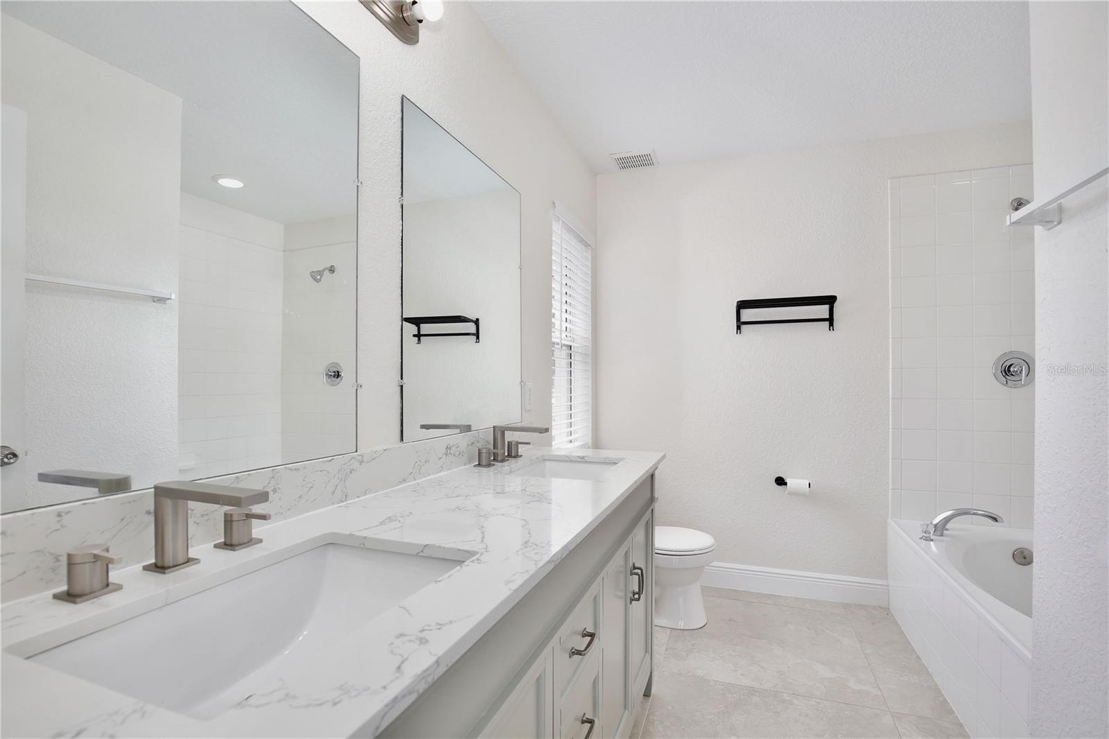 Image 13 of 25 For 1907 Barco Court