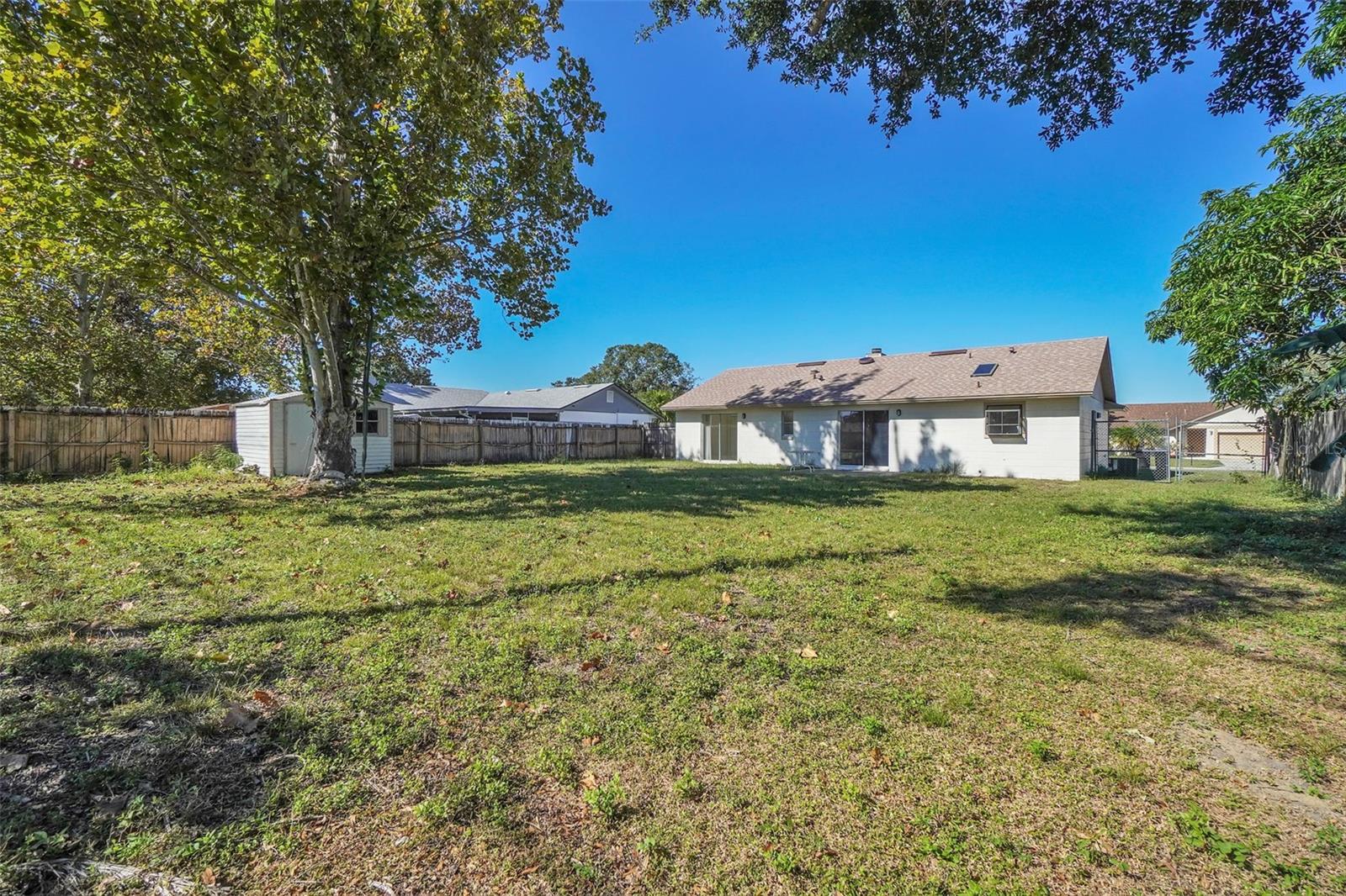 Image 23 of 24 For 7724 Pengrove Pass