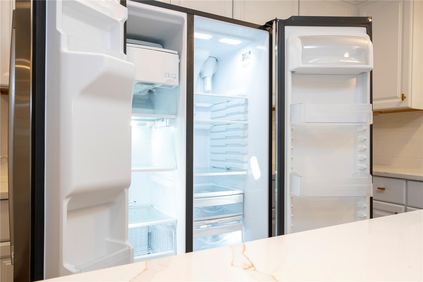 Image 38 of 64 For 1124 Munster Street