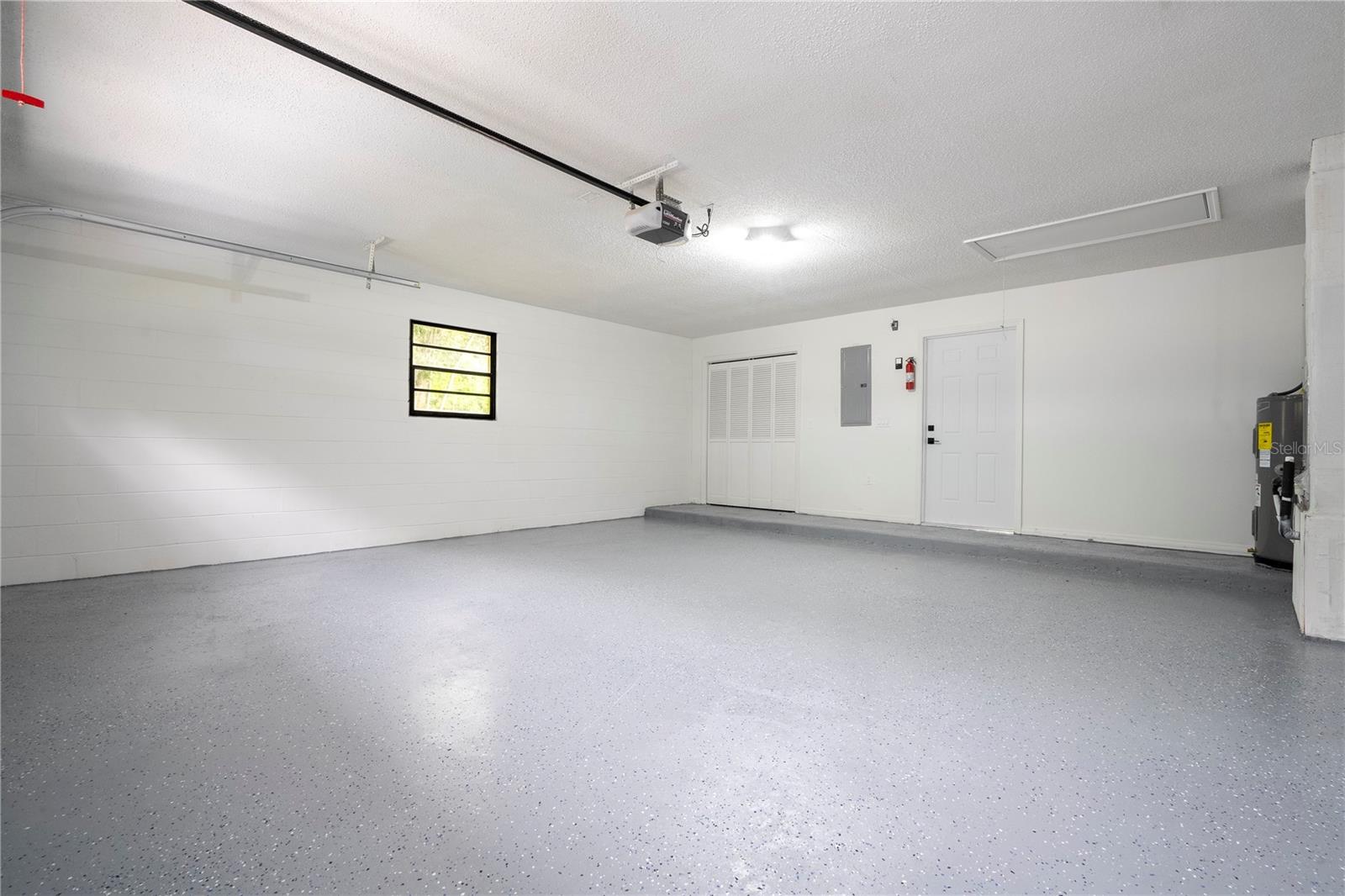 Image 48 of 64 For 1124 Munster Street