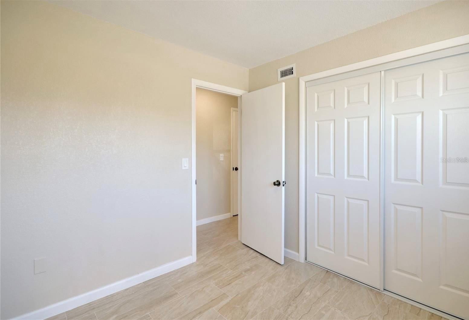 Image 12 of 20 For 757 Evangeline Avenue