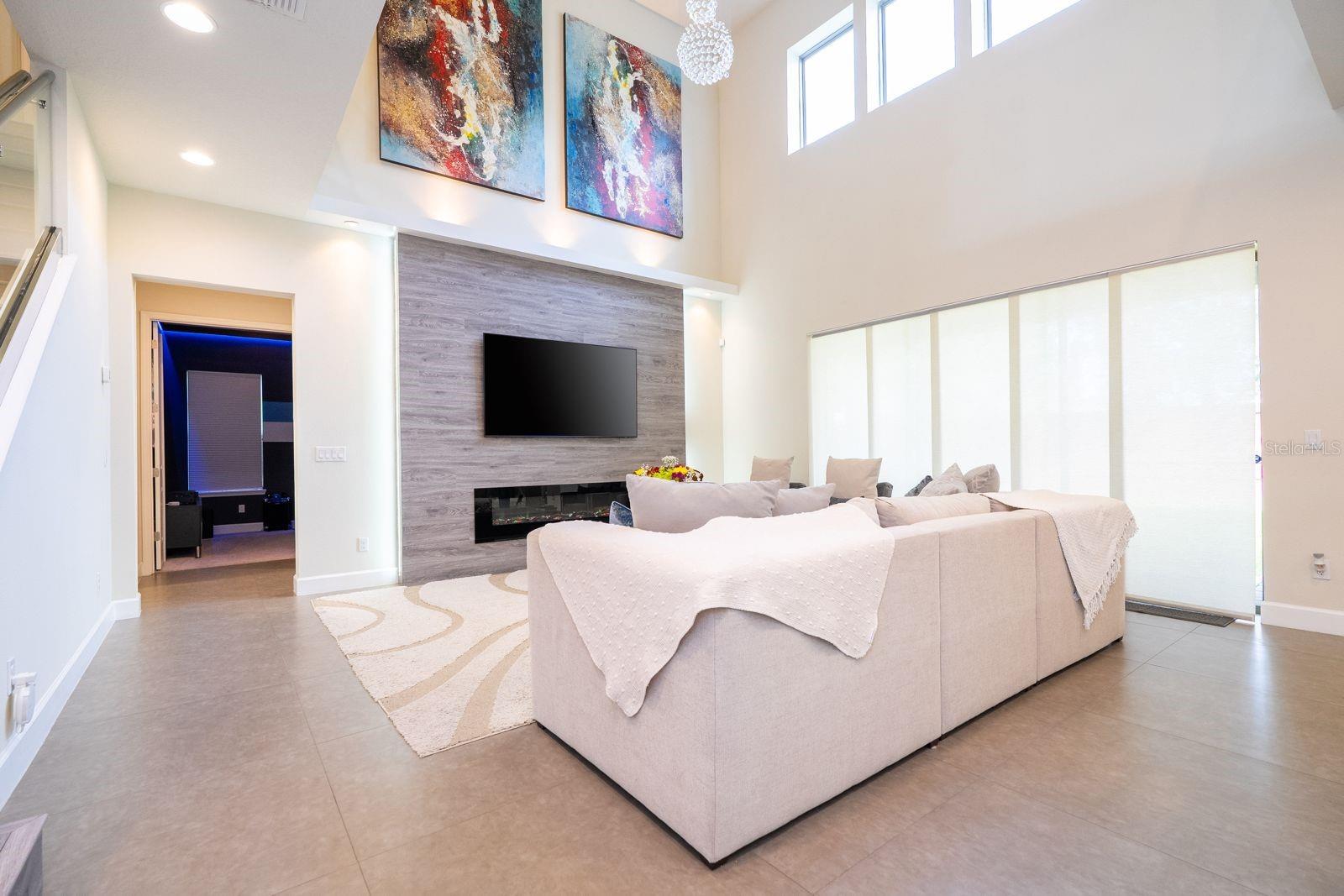 Image 23 of 91 For 9331 Royal Estates Boulevard