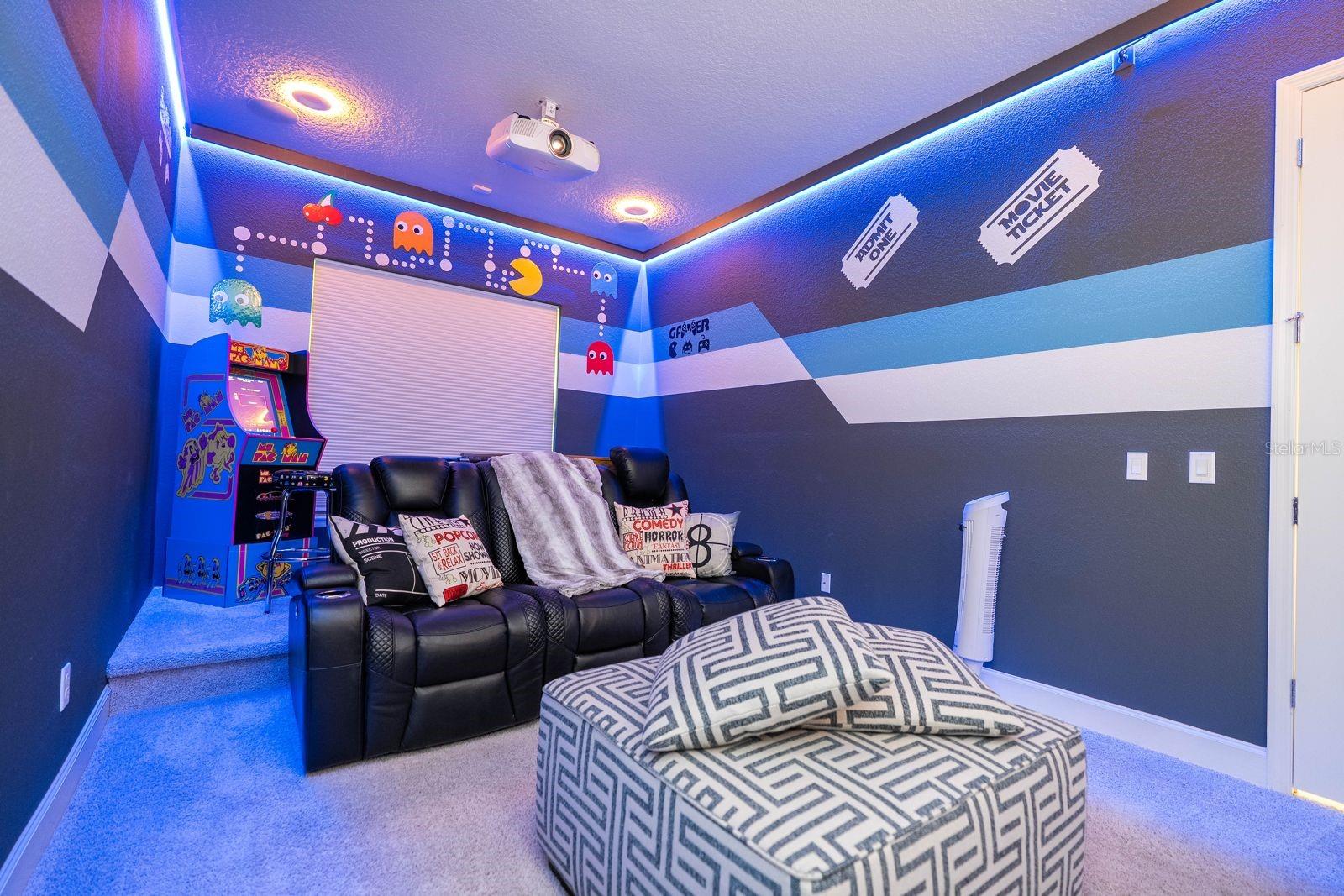 Image 49 of 91 For 9331 Royal Estates Boulevard