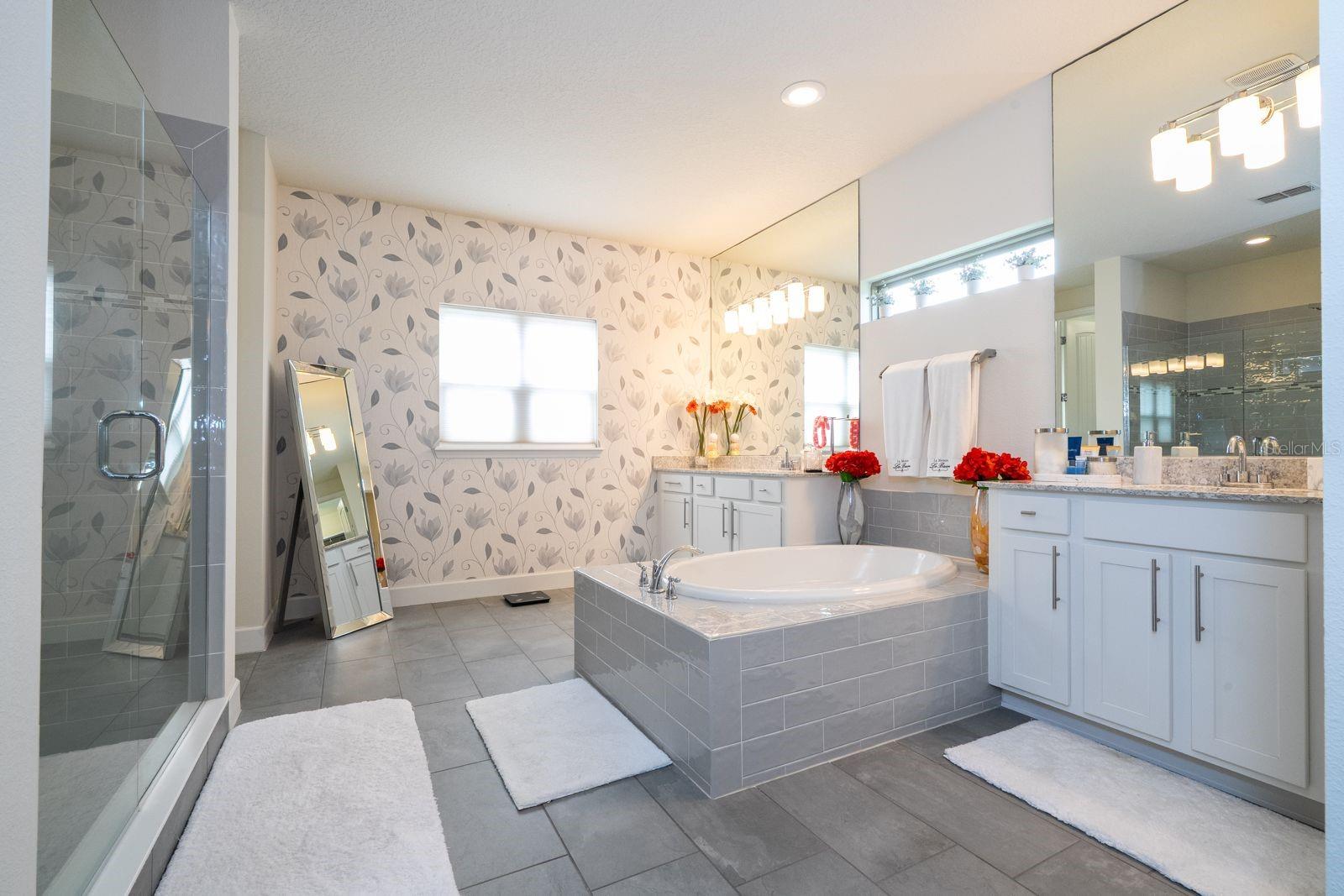 Image 80 of 91 For 9331 Royal Estates Boulevard