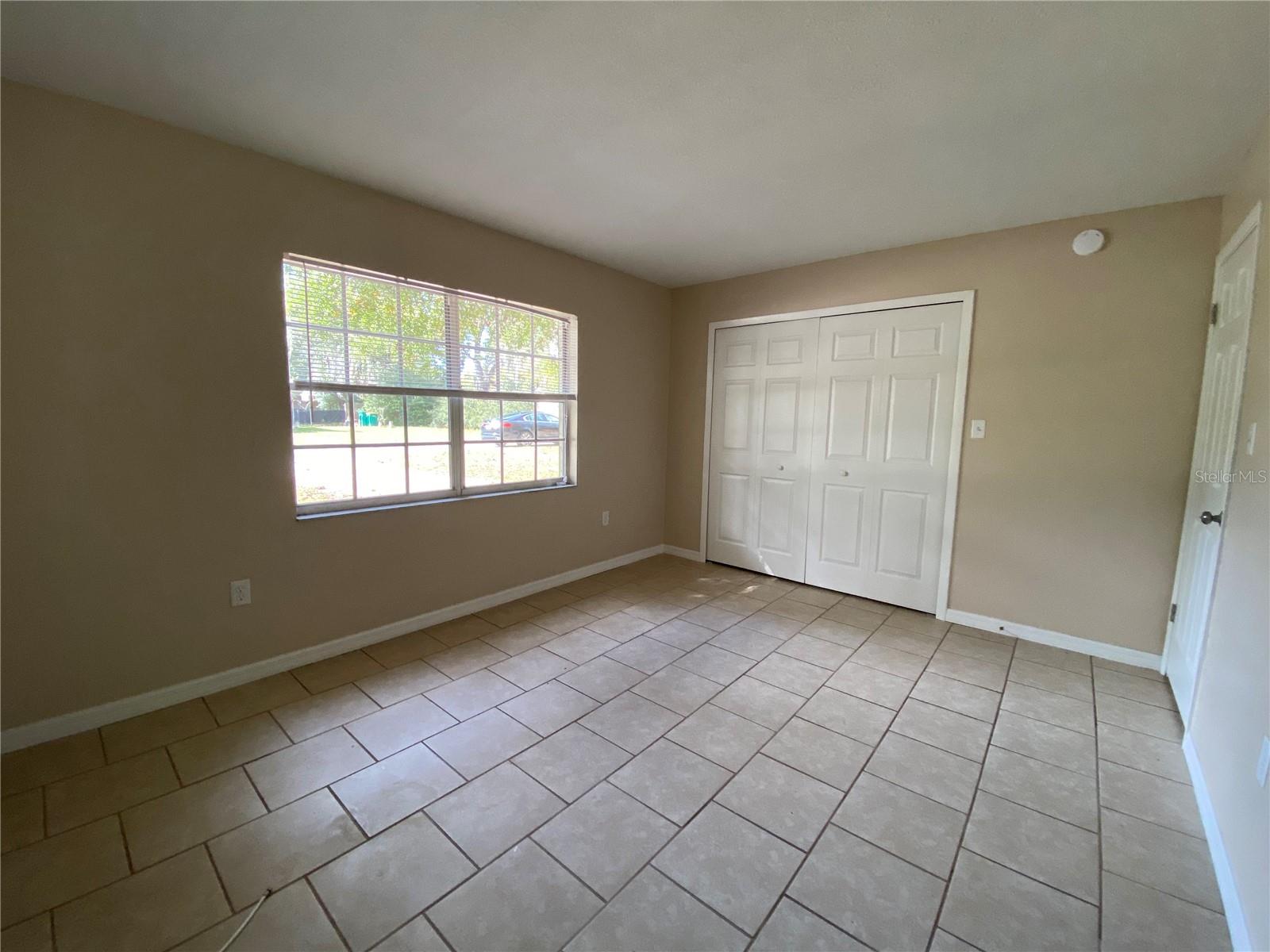 Image 12 of 19 For 501 Hawley Street B