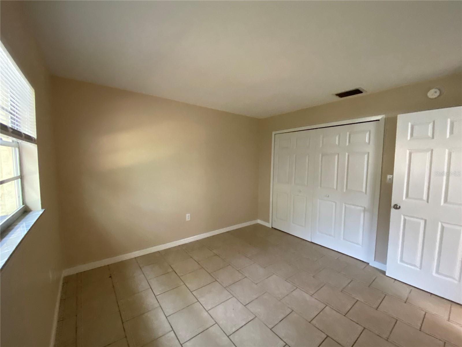 Image 13 of 19 For 501 Hawley Street B