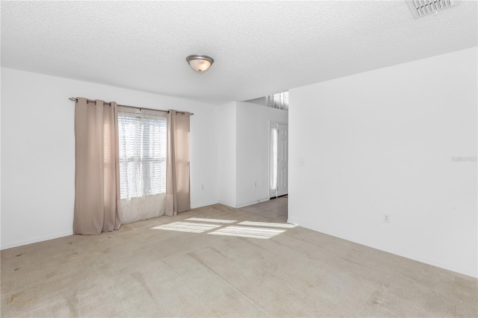 Image 12 of 35 For 2990 Covington Drive