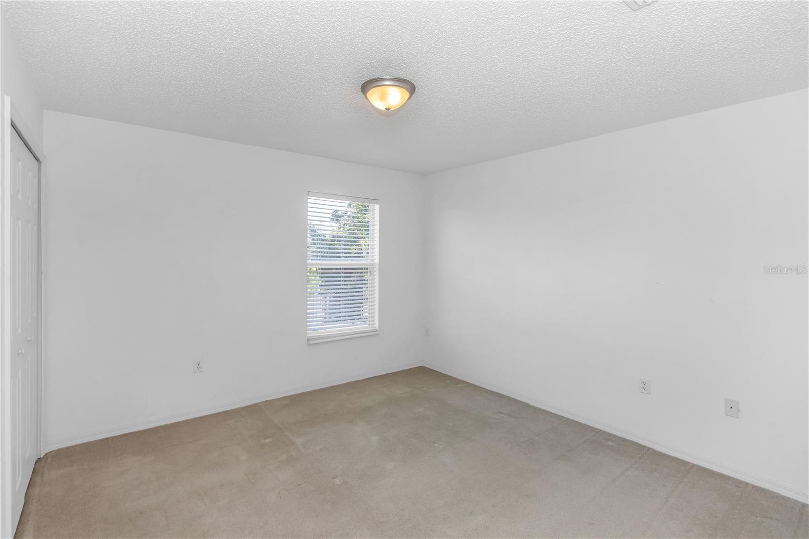 Image 17 of 35 For 2990 Covington Drive