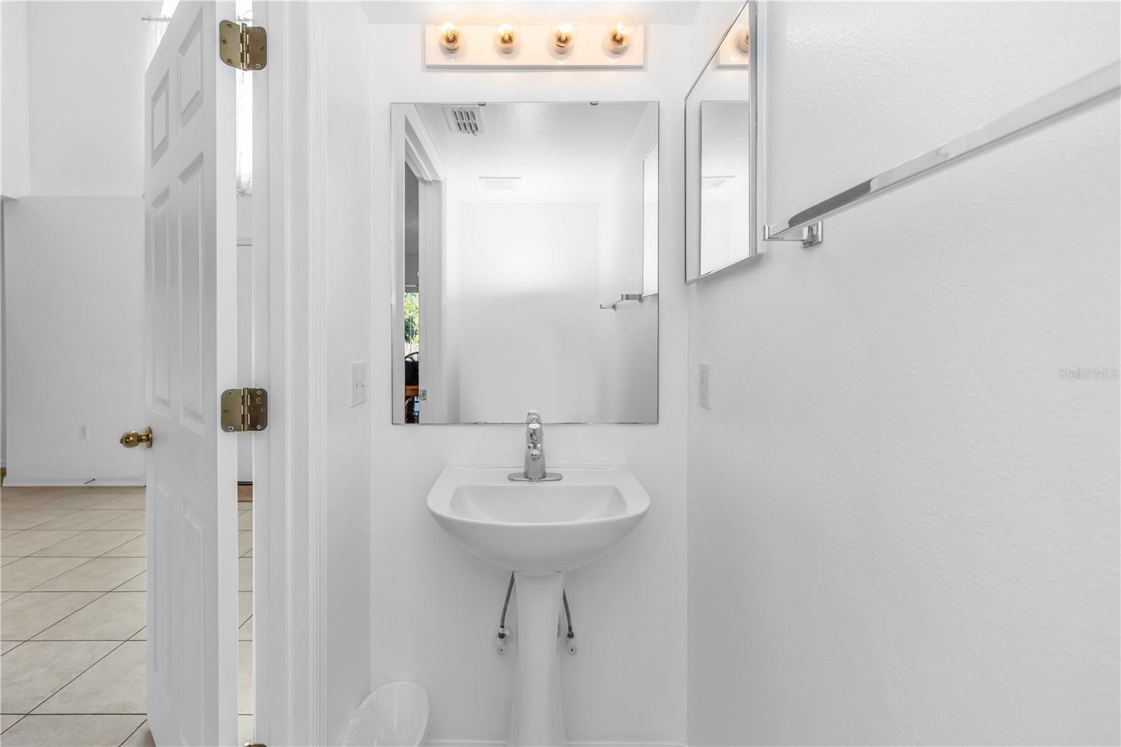 Image 27 of 35 For 2990 Covington Drive