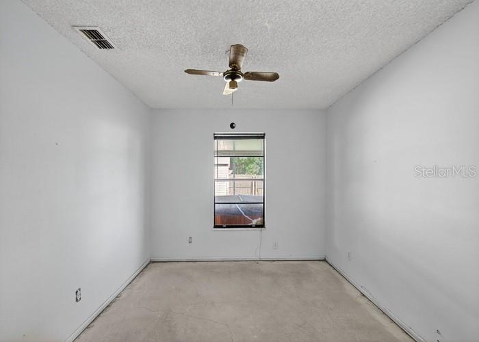 Image 17 of 20 For 381 Jessup Avenue