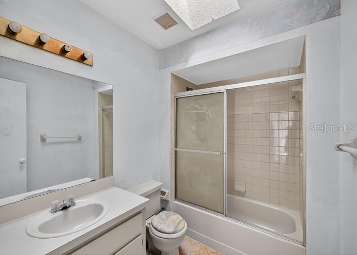 Image 20 of 20 For 381 Jessup Avenue