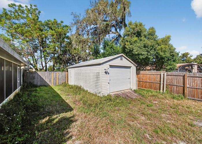 Image 4 of 20 For 381 Jessup Avenue