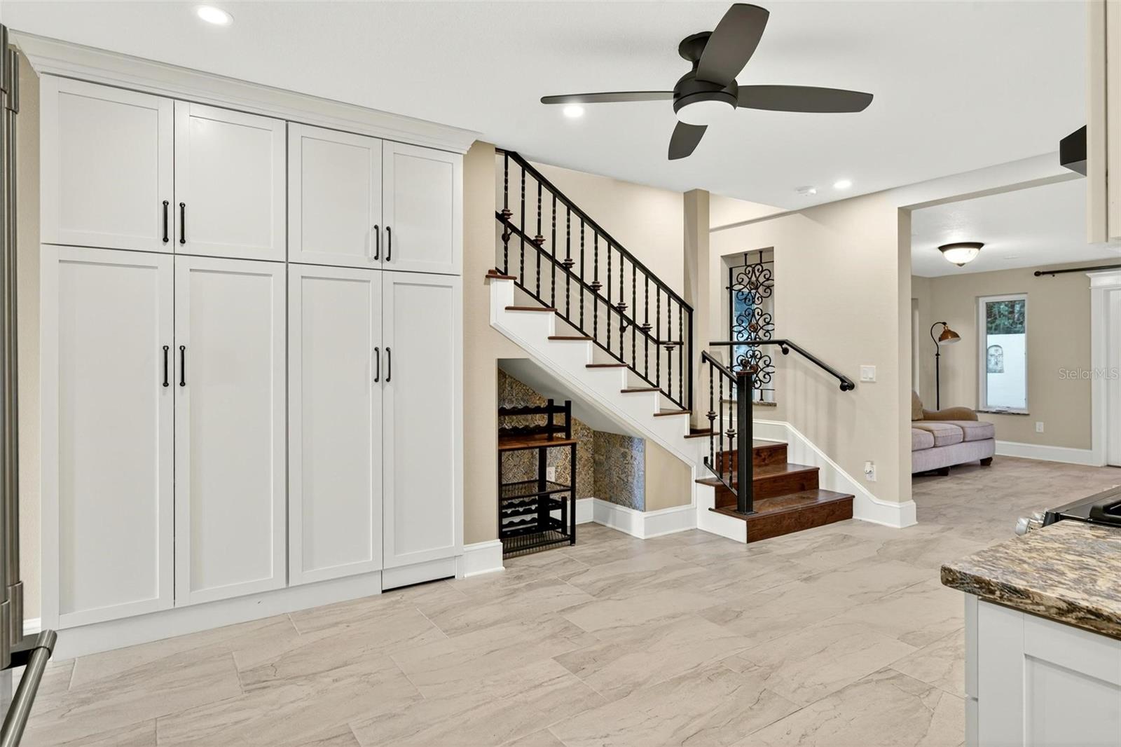 Image 21 of 82 For 1231 Poinsettia Avenue