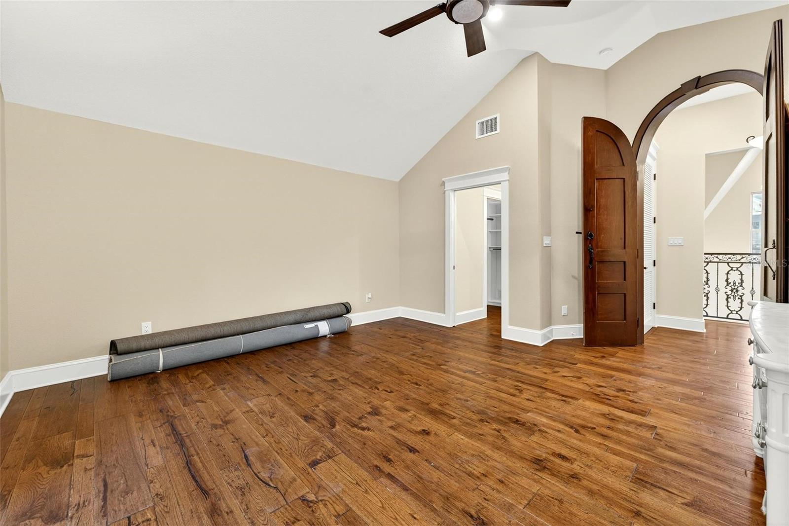 Image 43 of 82 For 1231 Poinsettia Avenue