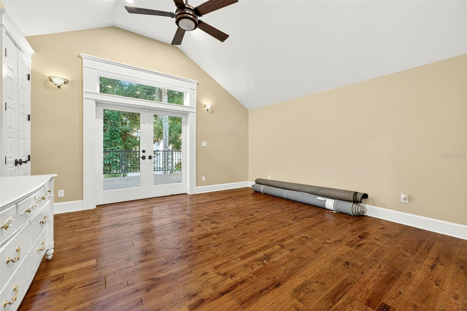 Image 44 of 82 For 1231 Poinsettia Avenue