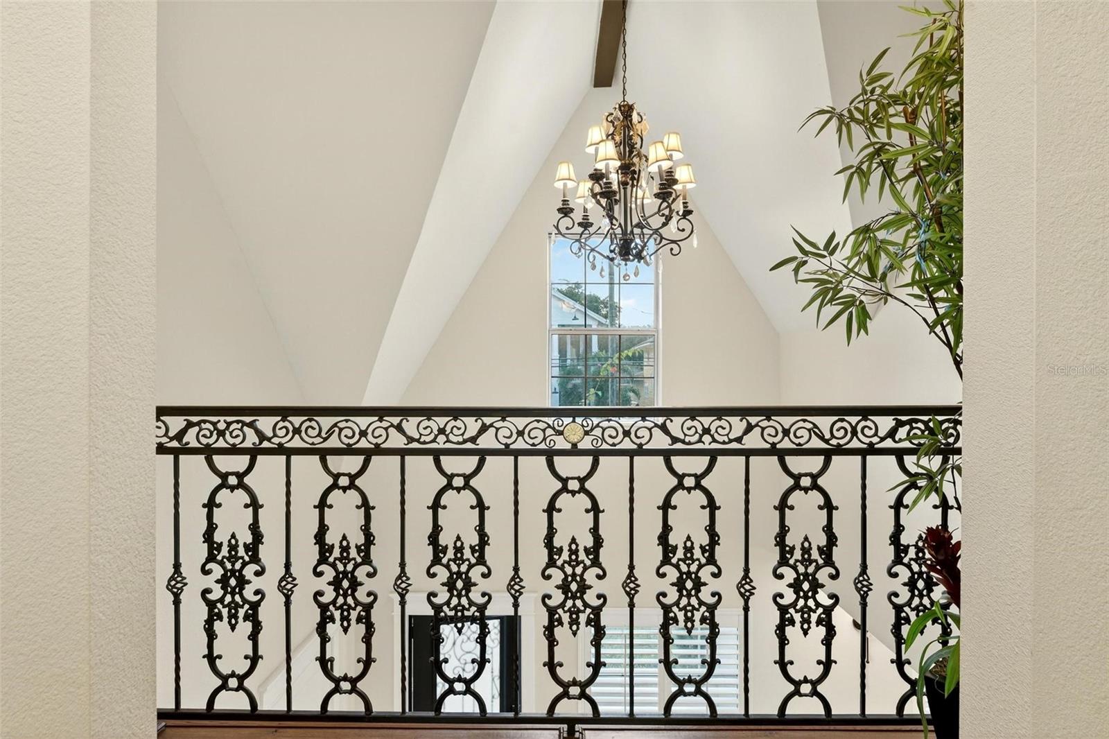 Image 68 of 82 For 1231 Poinsettia Avenue