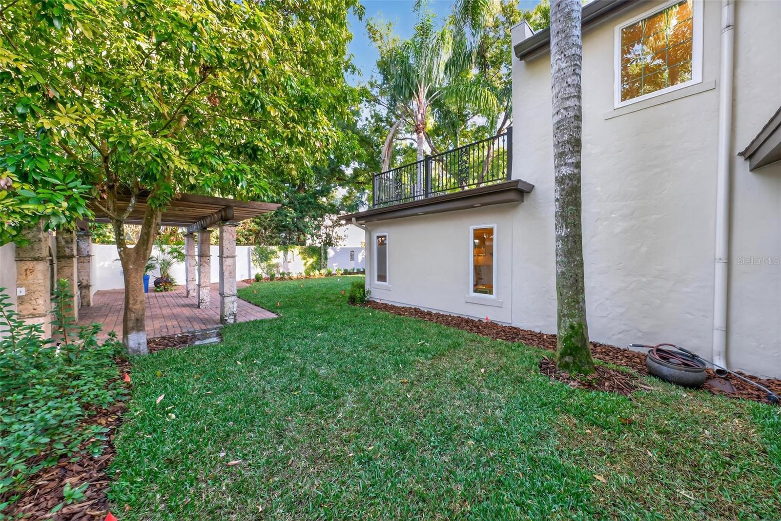 Image 75 of 82 For 1231 Poinsettia Avenue