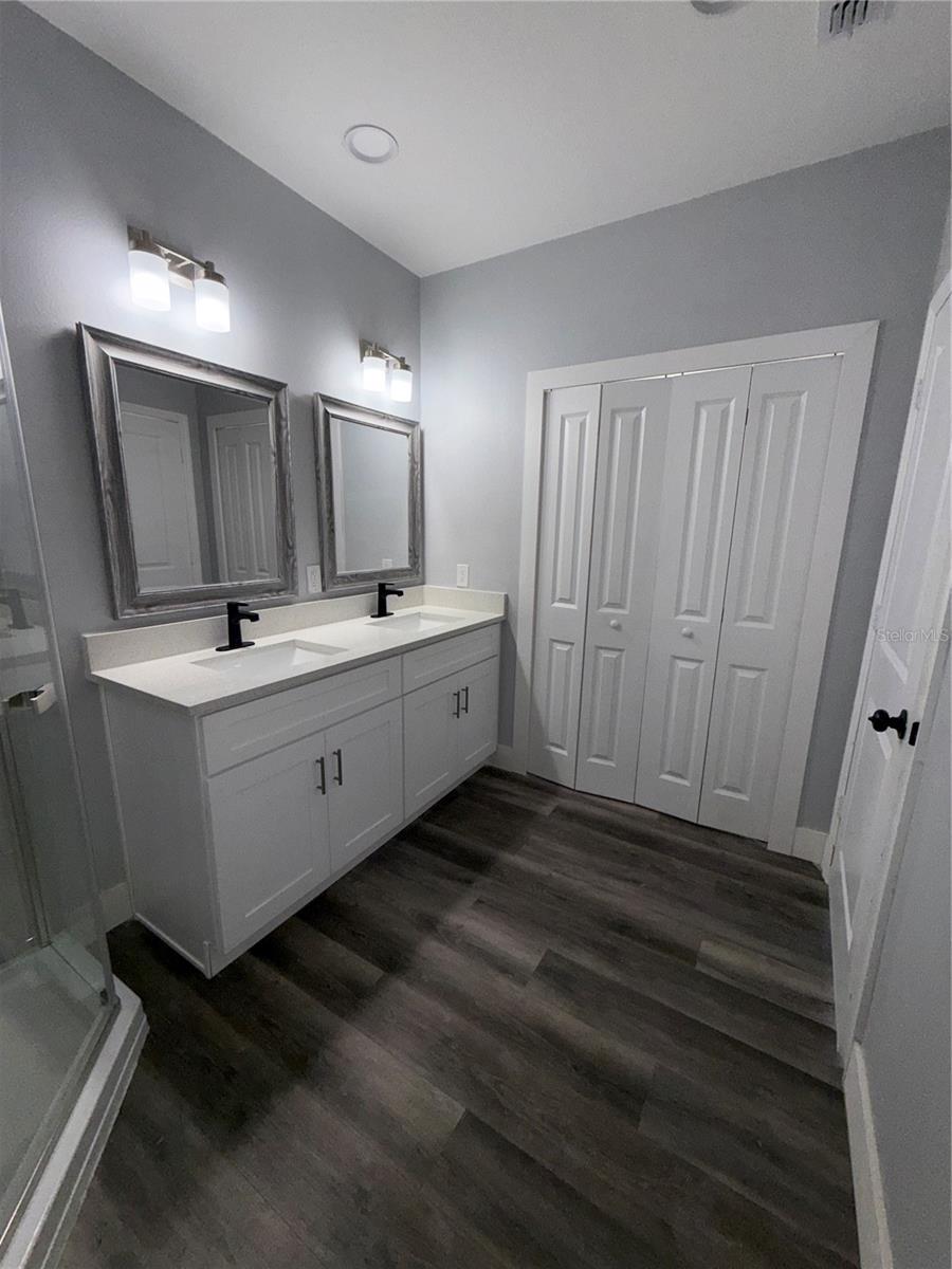 Image 16 of 29 For 5340 Brosche Road 1