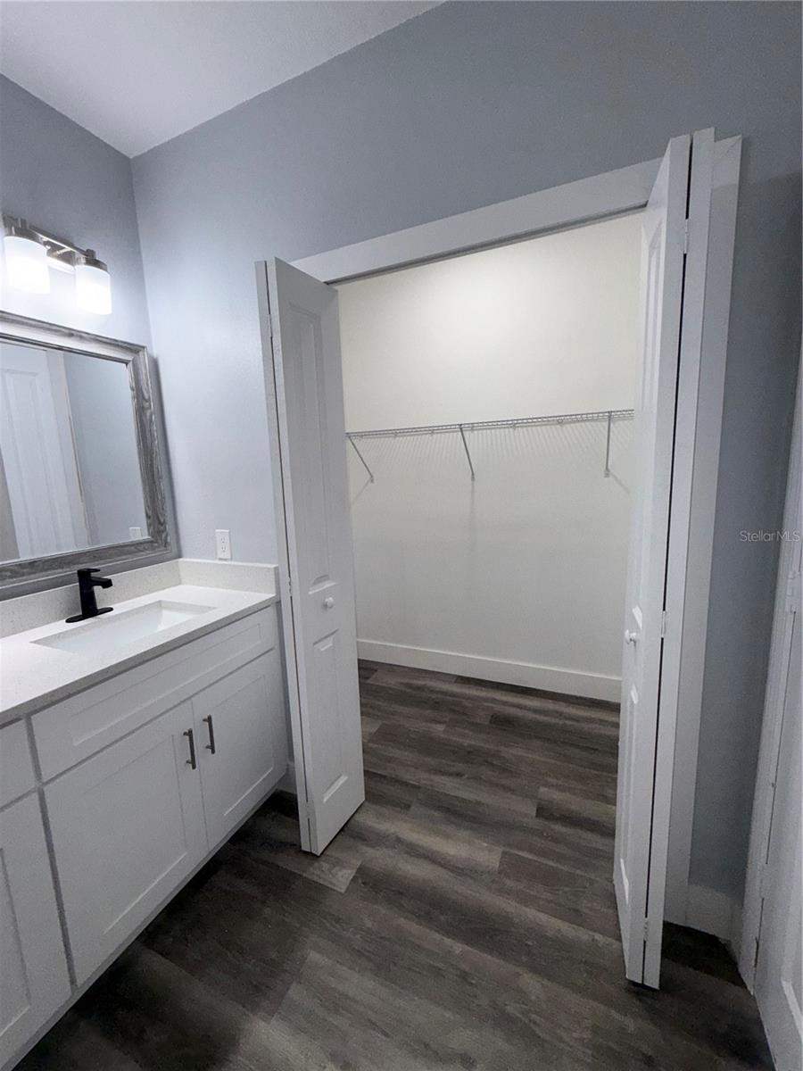 Image 17 of 29 For 5340 Brosche Road 1