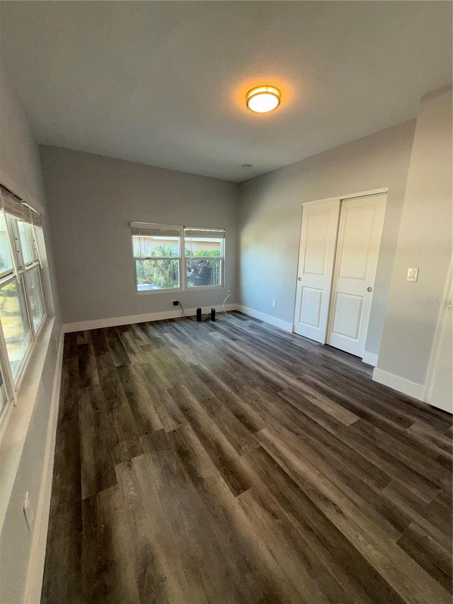 Image 21 of 29 For 5340 Brosche Road 1