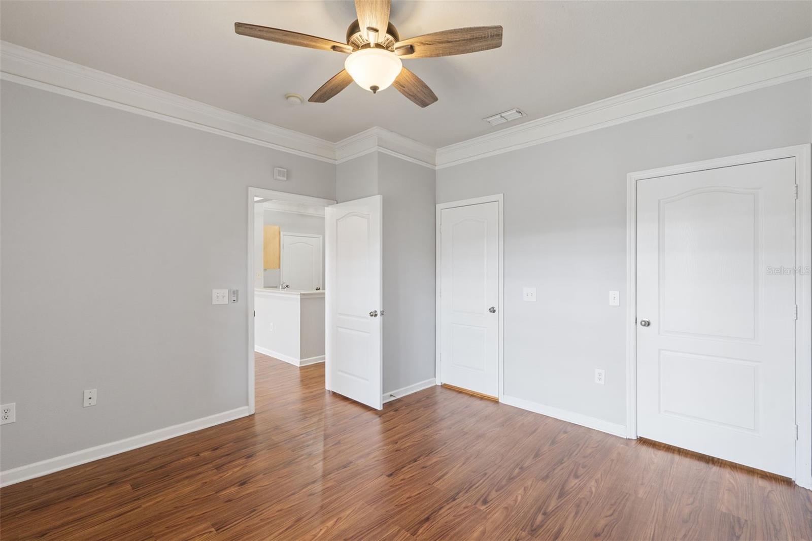 Image 16 of 46 For 8801 Villa View Circle 1