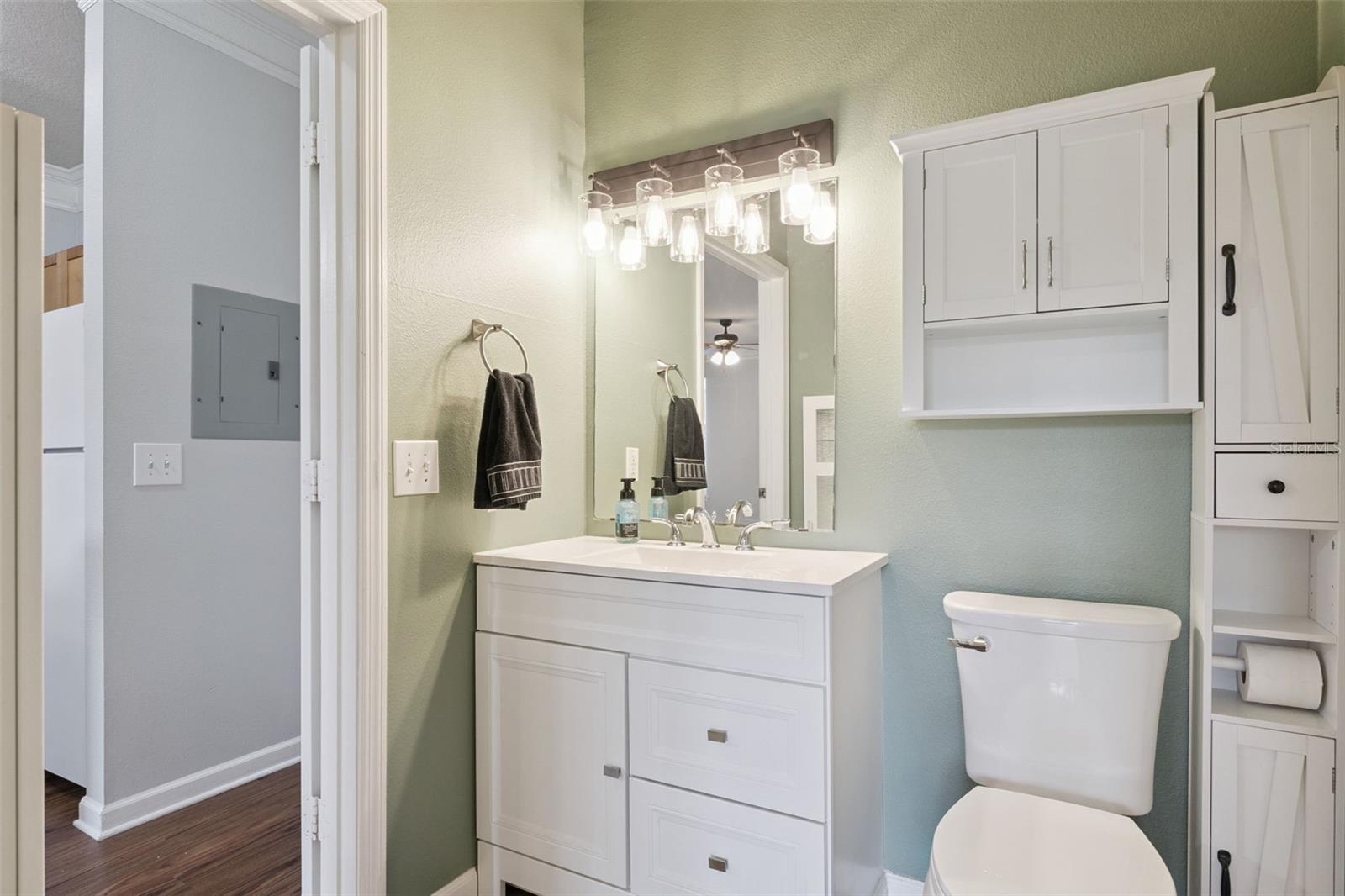 Image 23 of 46 For 8801 Villa View Circle 1