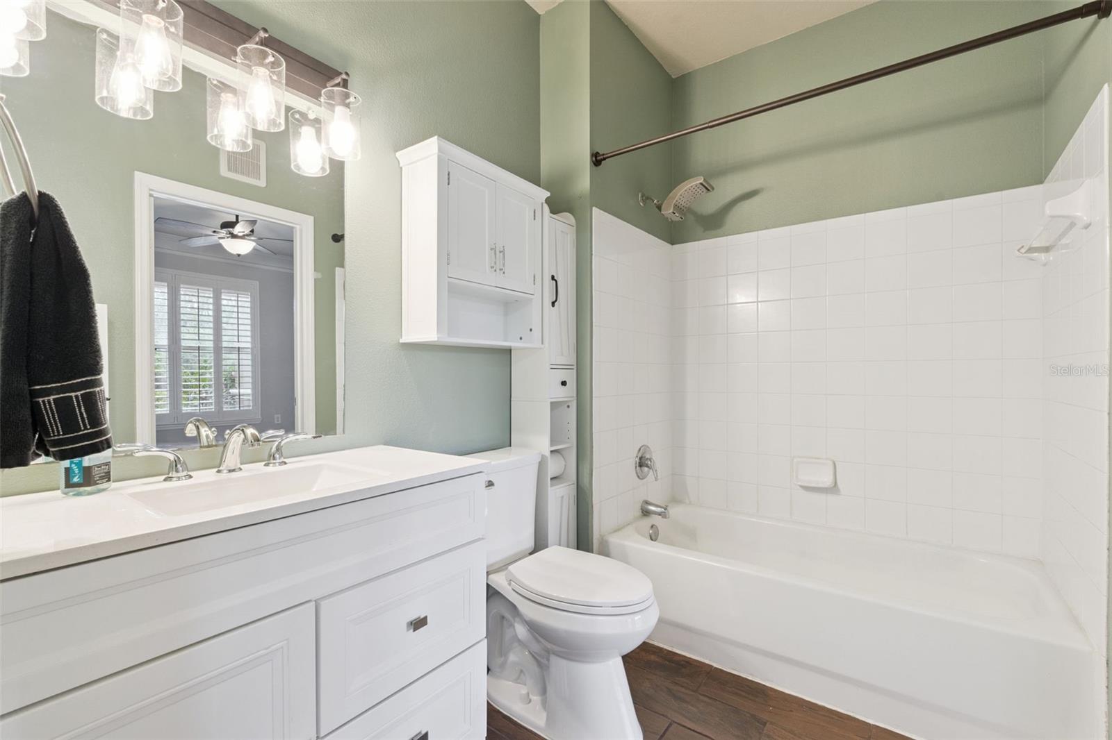 Image 24 of 46 For 8801 Villa View Circle 1