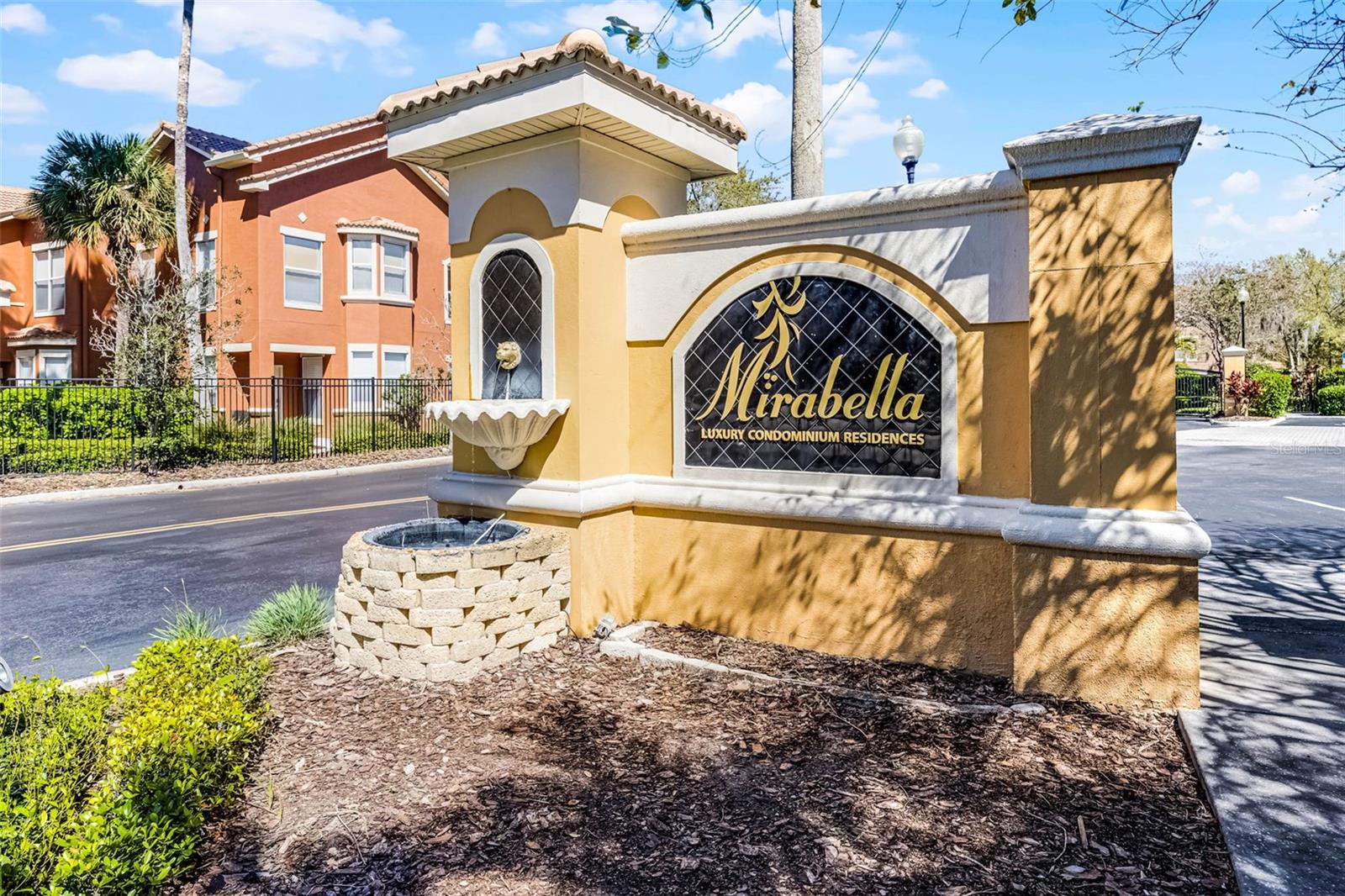 Image 31 of 46 For 8801 Villa View Circle 1