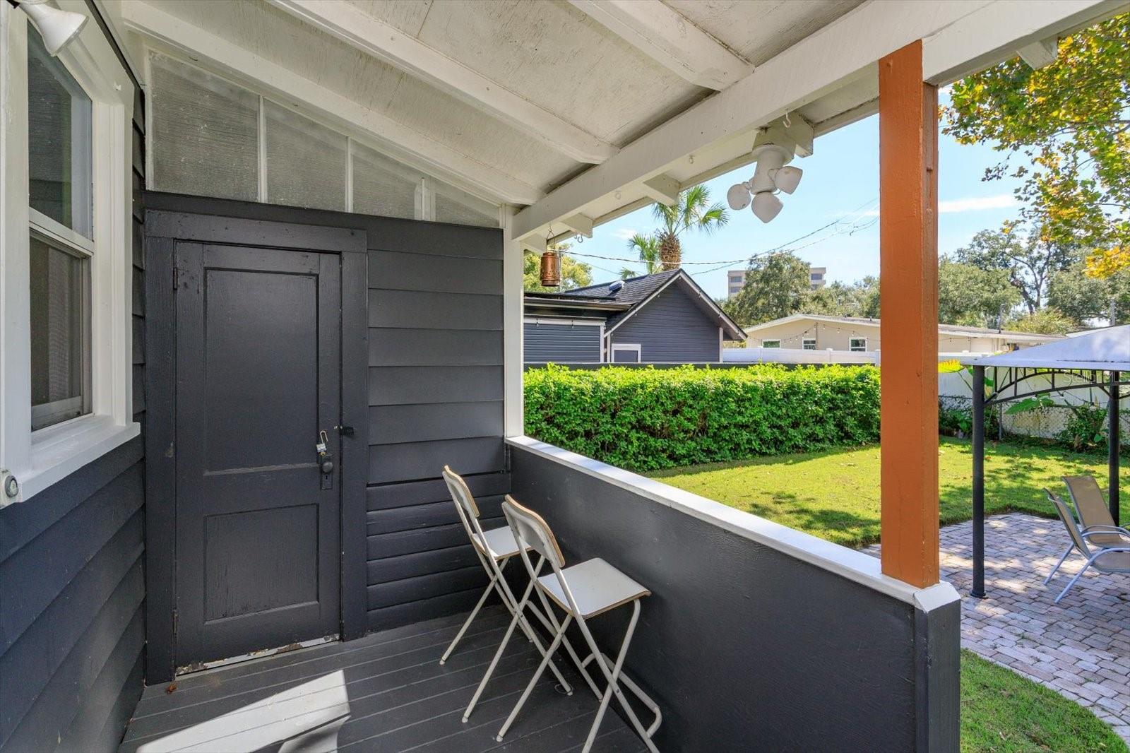 Image 17 of 21 For 1324 Indiana Avenue