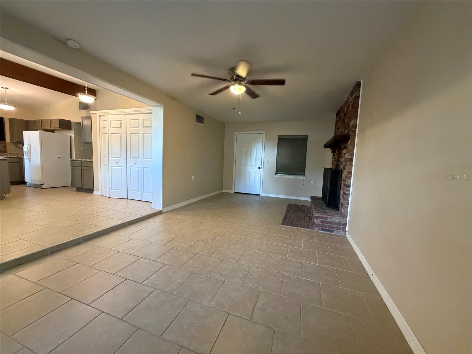 Image 12 of 17 For 904 Hill Street