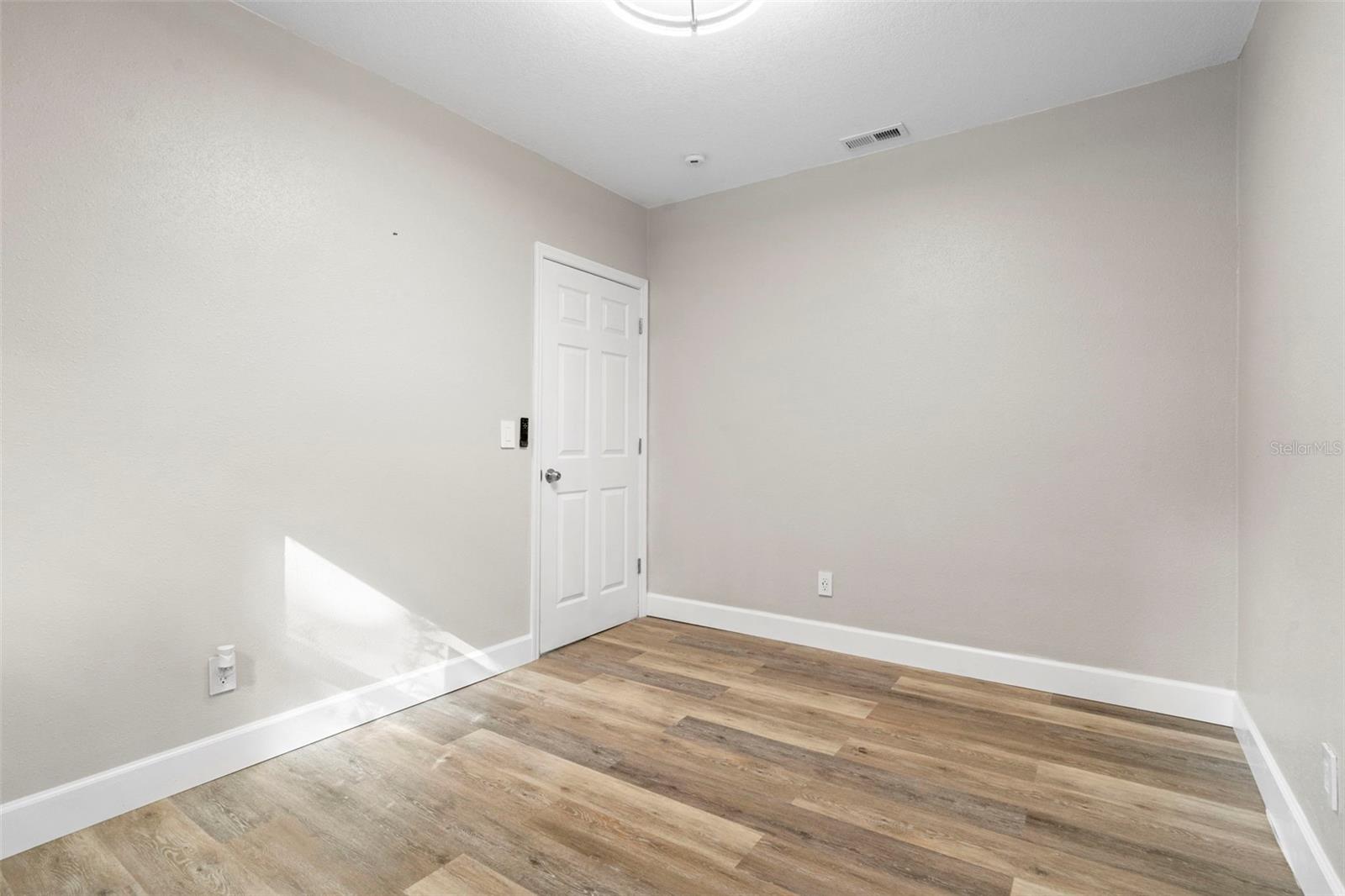 Image 25 of 49 For 1956 Pioneer Trail