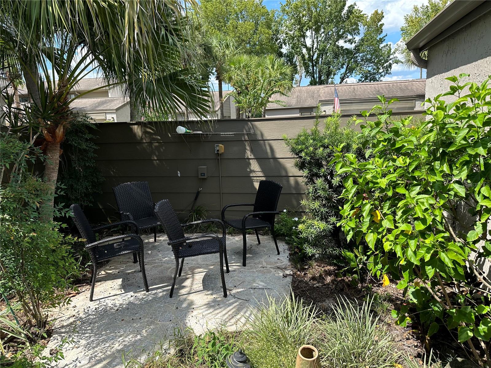 Image 2 of 16 For 1539 Pickwood Avenue