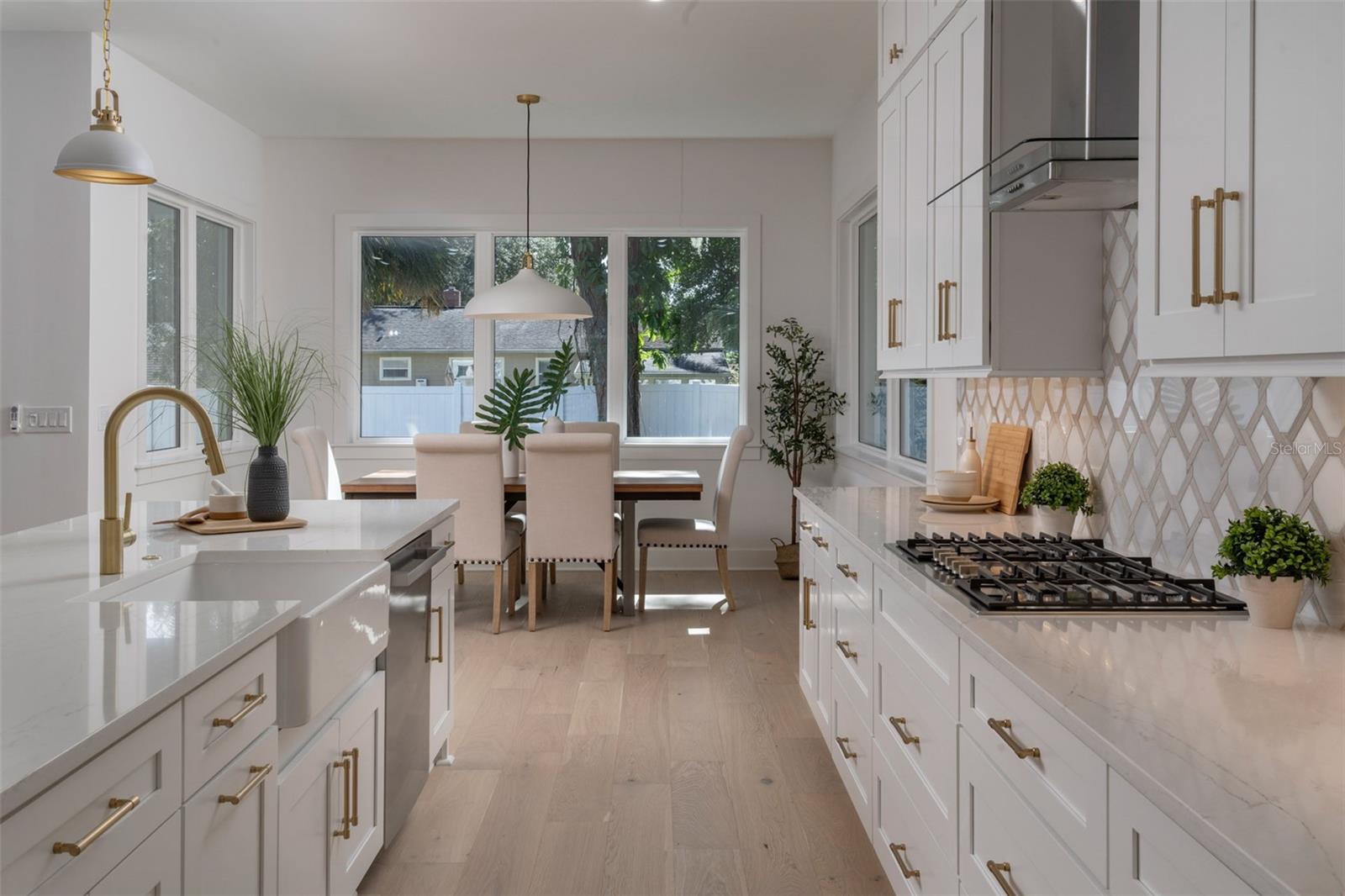 Image 25 of 83 For 910 Golfview Street