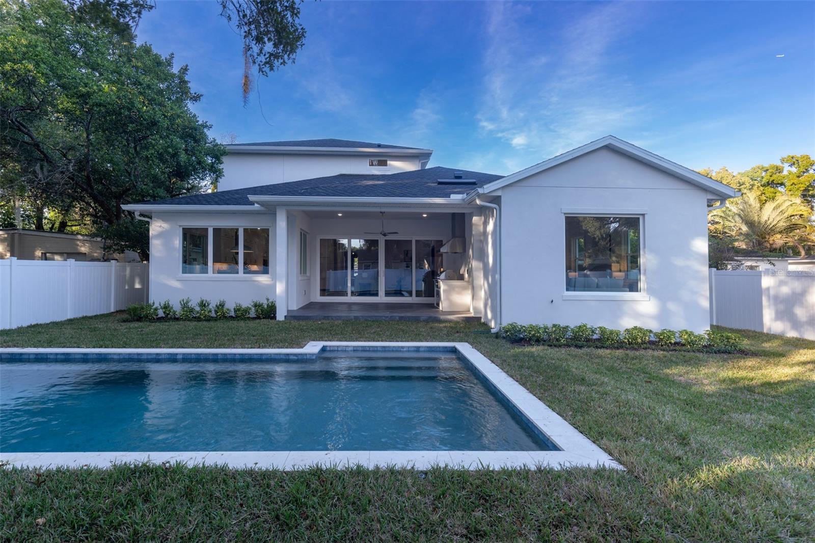 Image 68 of 83 For 910 Golfview Street