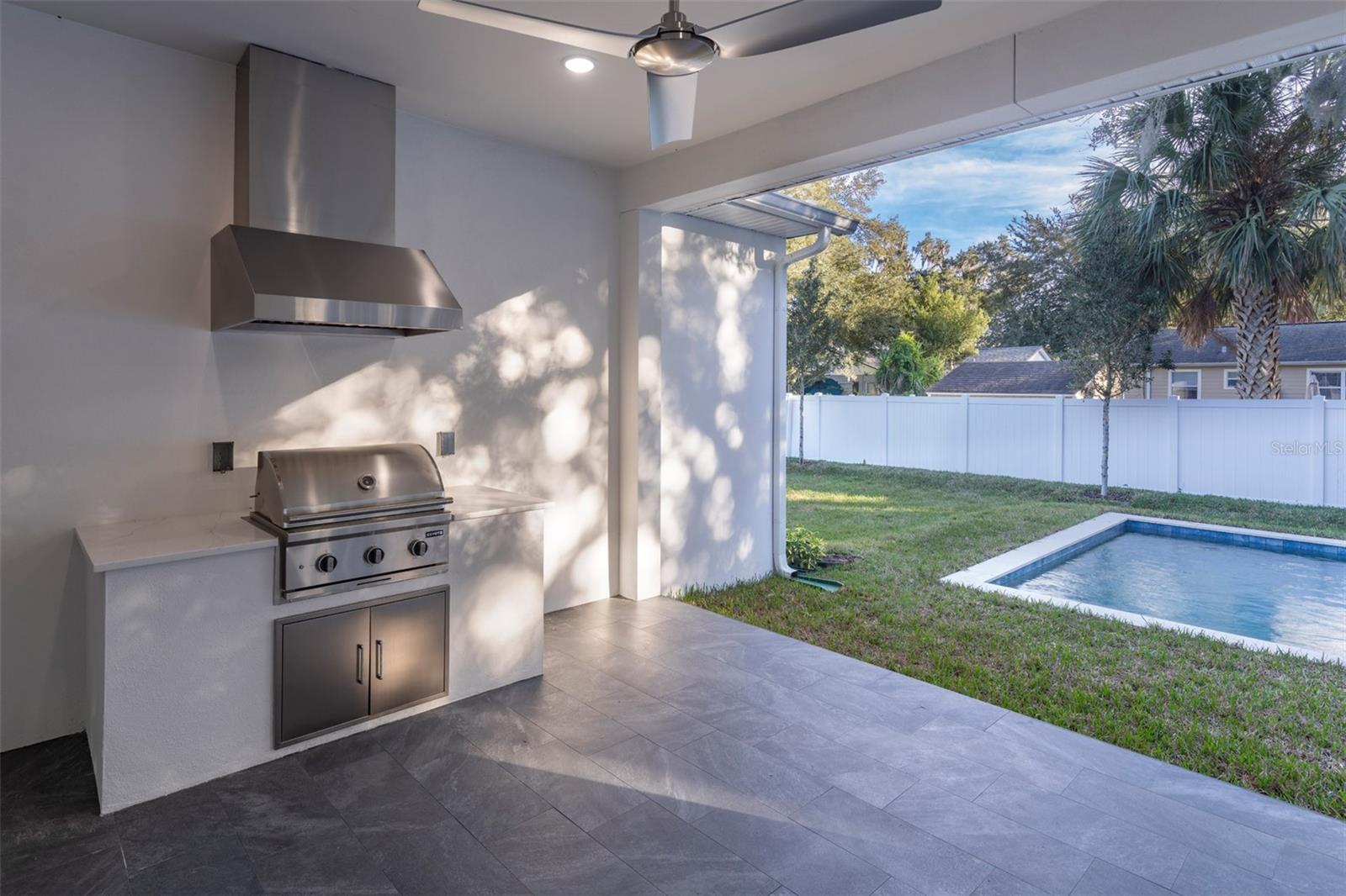 Image 71 of 83 For 910 Golfview Street