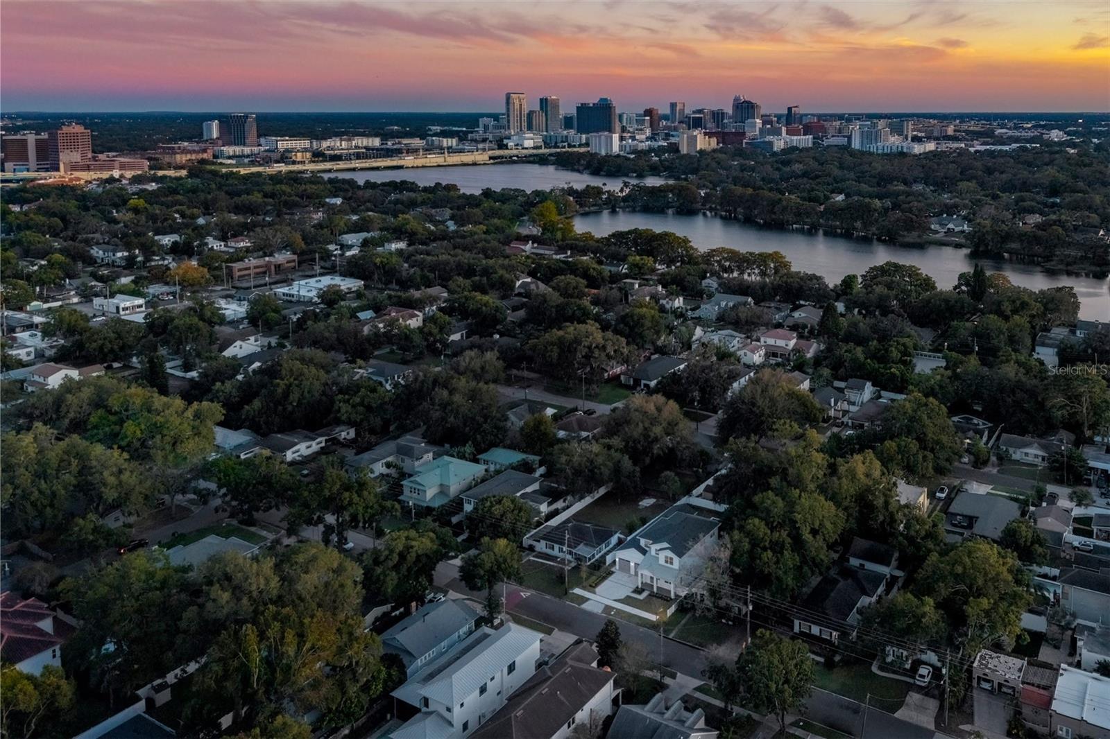 Image 81 of 83 For 910 Golfview Street