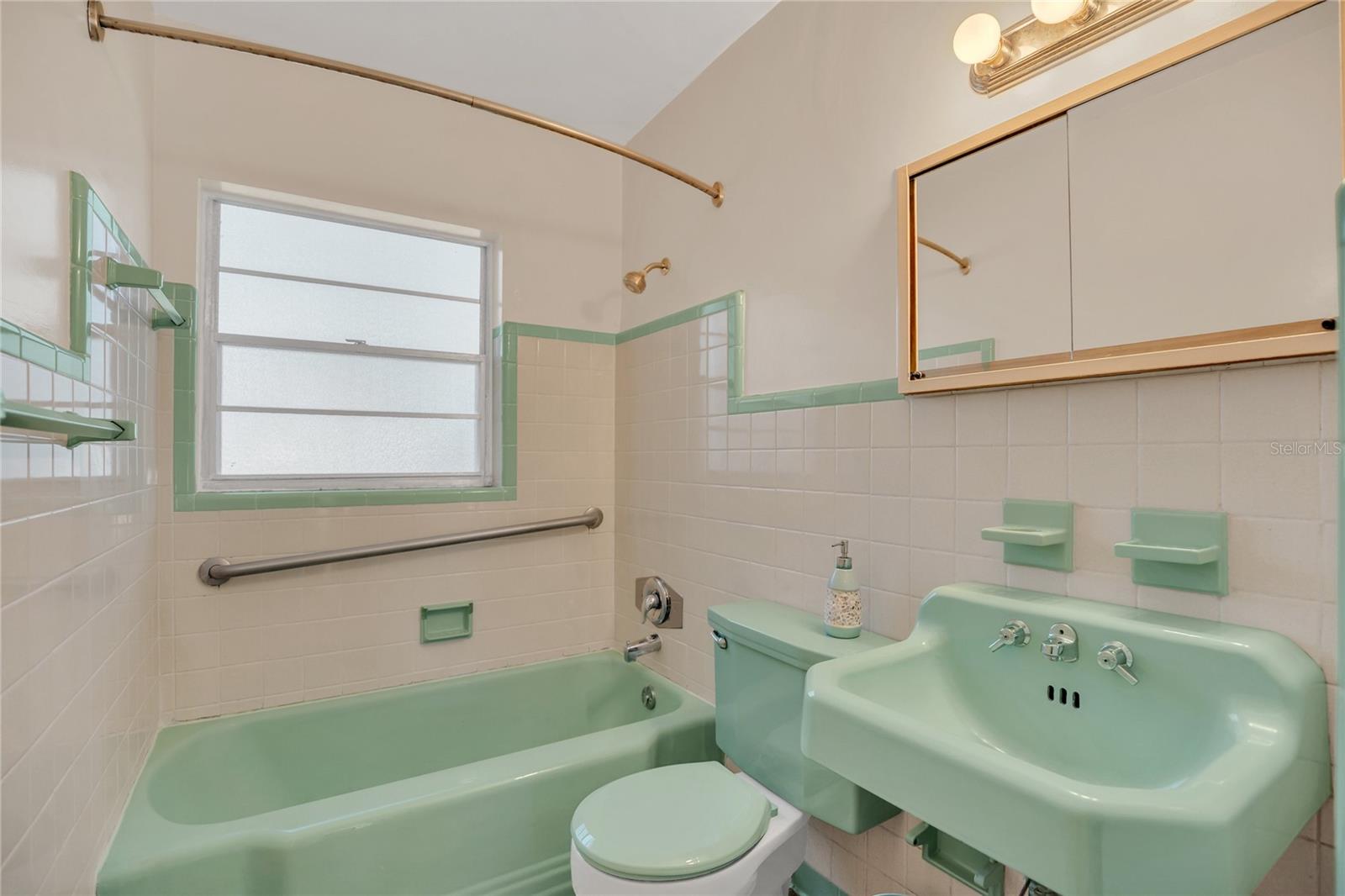 Image 17 of 27 For 2807 Nancy Street