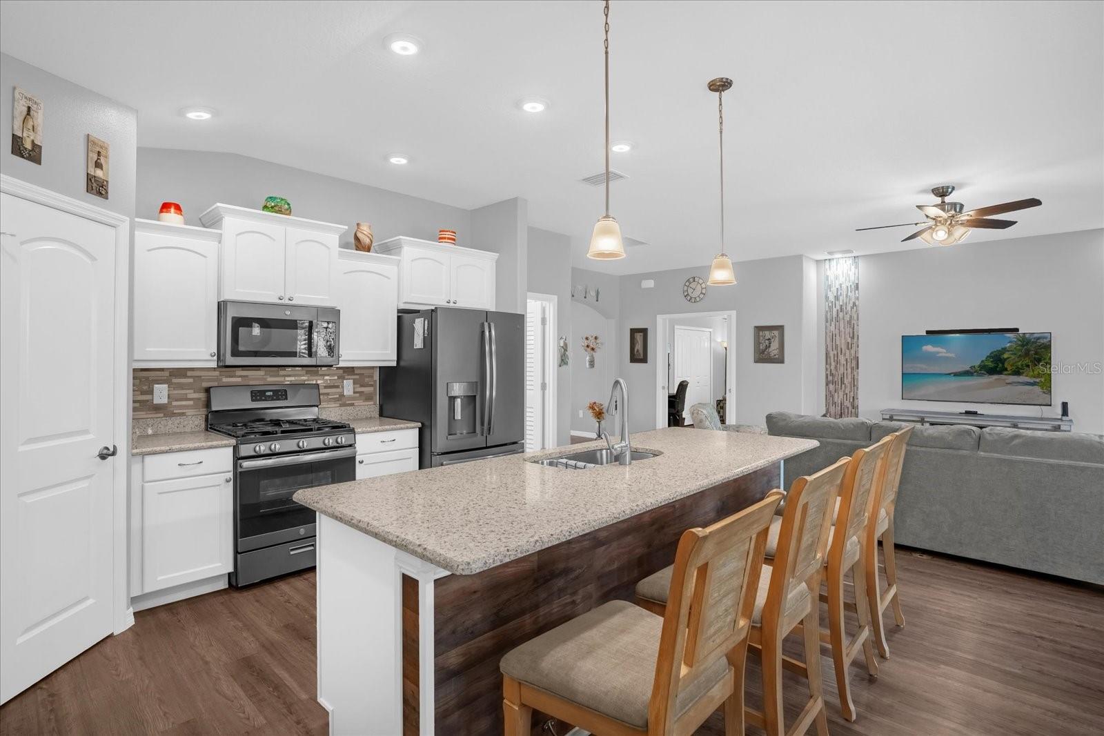 Image 11 of 62 For 3782 Arlington Ridge Blvd