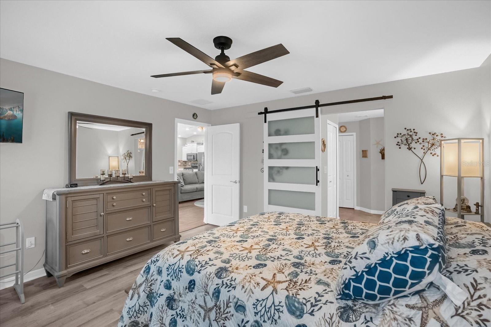 Image 18 of 62 For 3782 Arlington Ridge Blvd