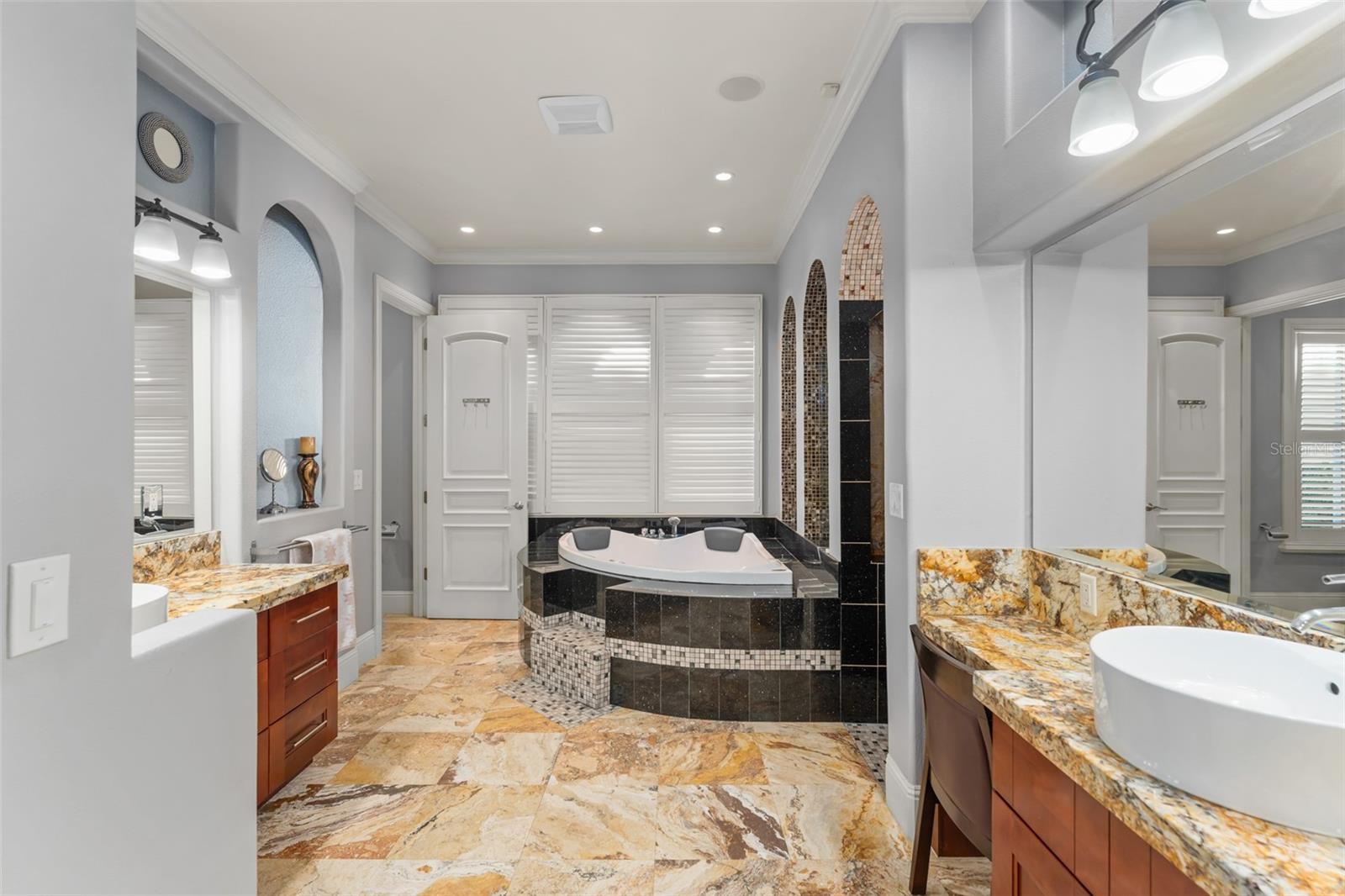 Image 34 of 95 For 9575 Westover Roberts Road