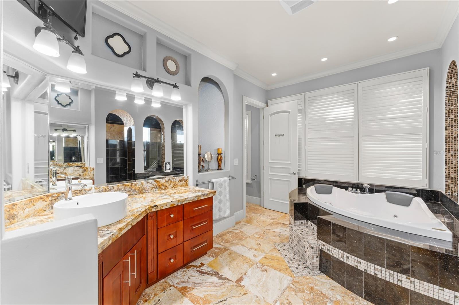 Image 35 of 95 For 9575 Westover Roberts Road