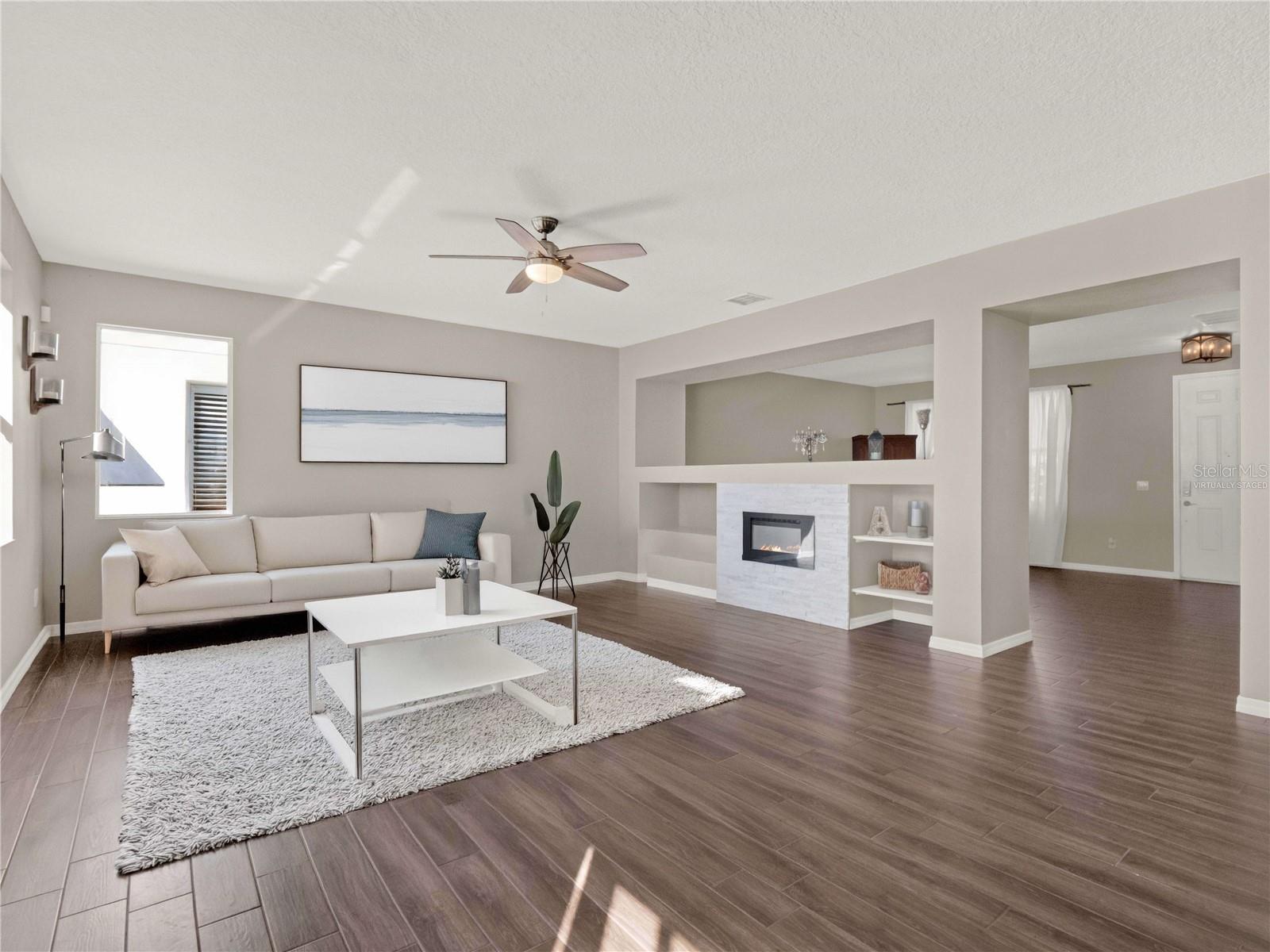 Listing photo id 14 for 14236 Golden Rain Tree Boulevard